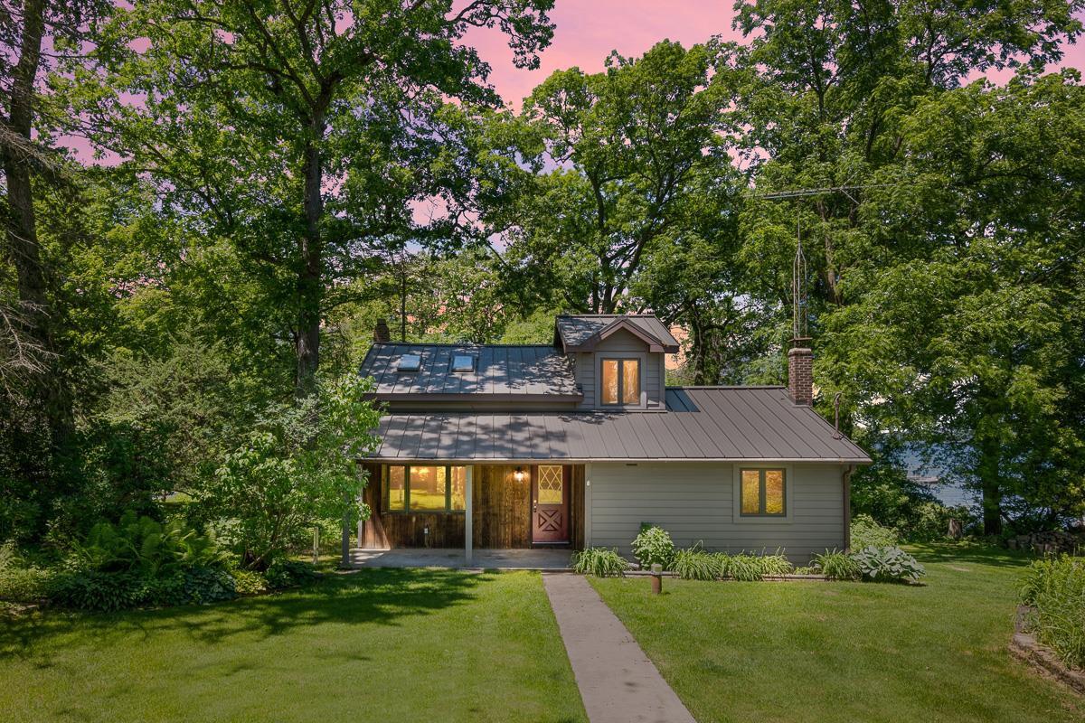 N5149 Forest Glen Beach Road