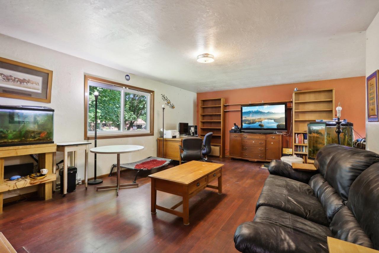 4552 Conestoga Trail