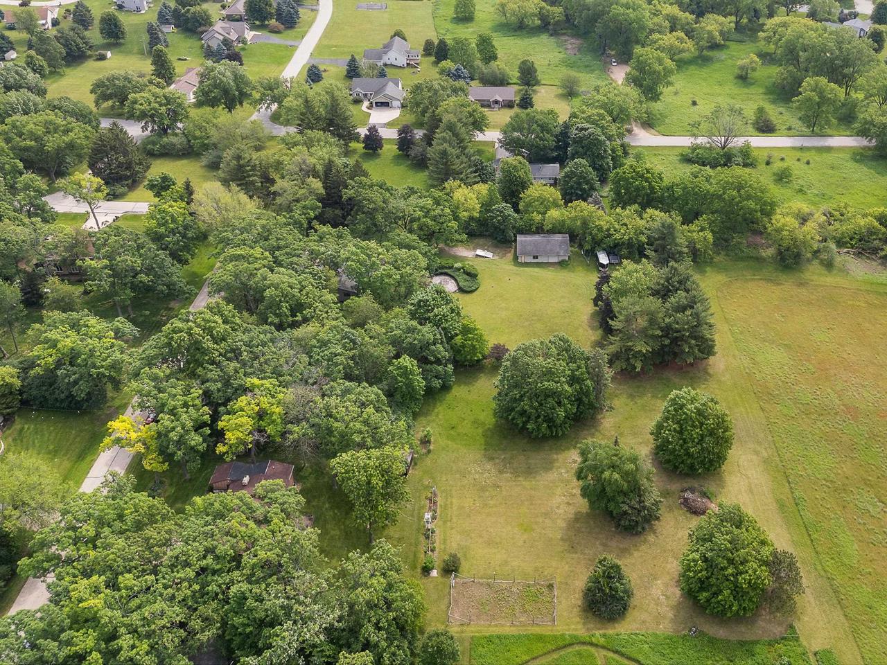 W968 Woodland Circle