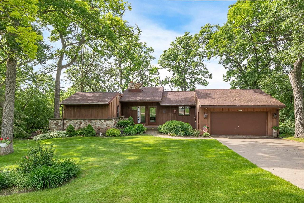 W968 Woodland Circle