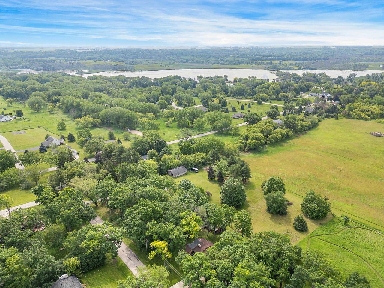 W968 Woodland Circle