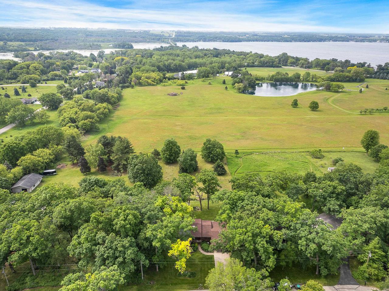 W968 Woodland Circle