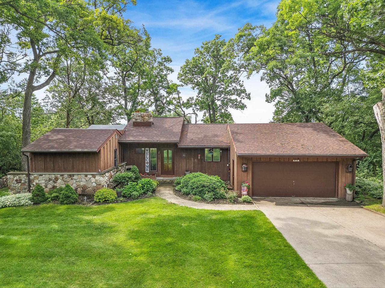 W968 Woodland Circle