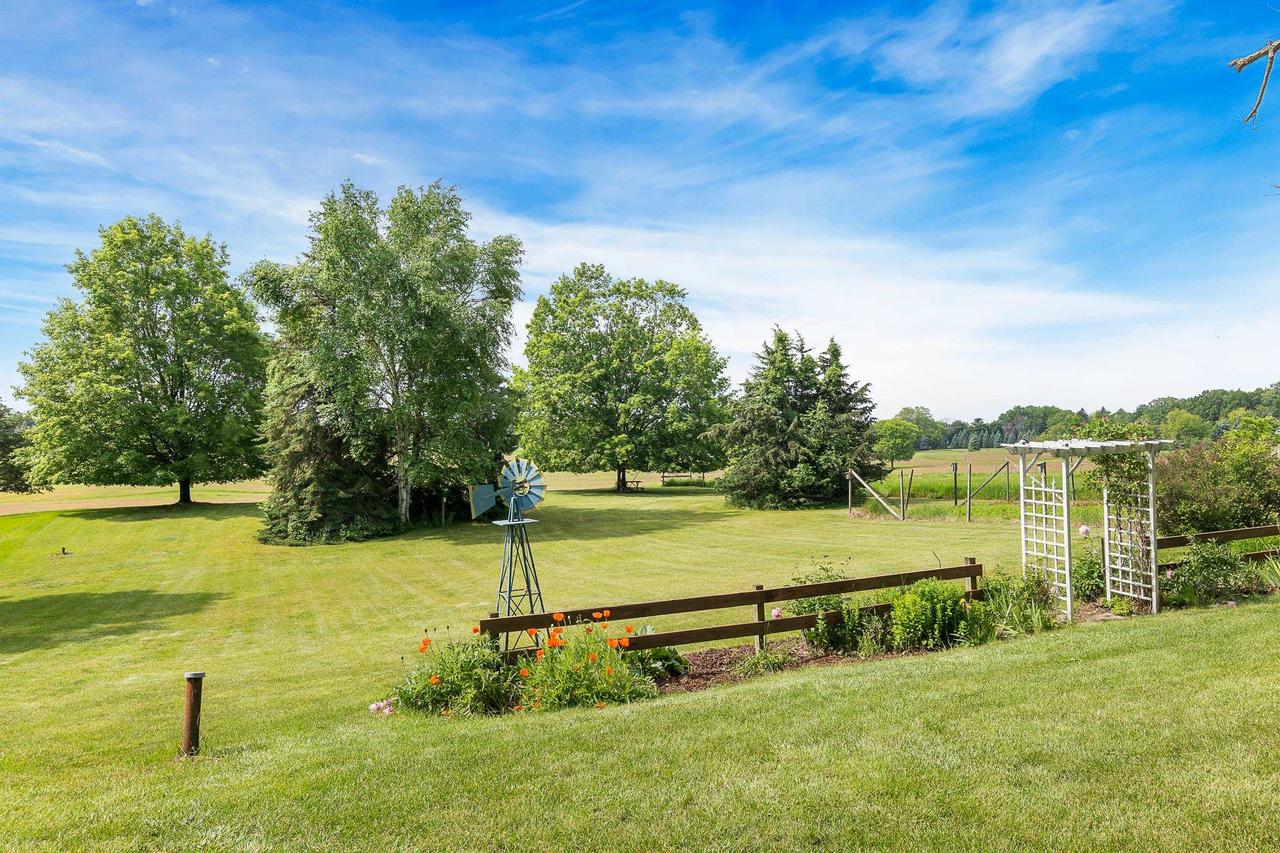 W968 Woodland Circle