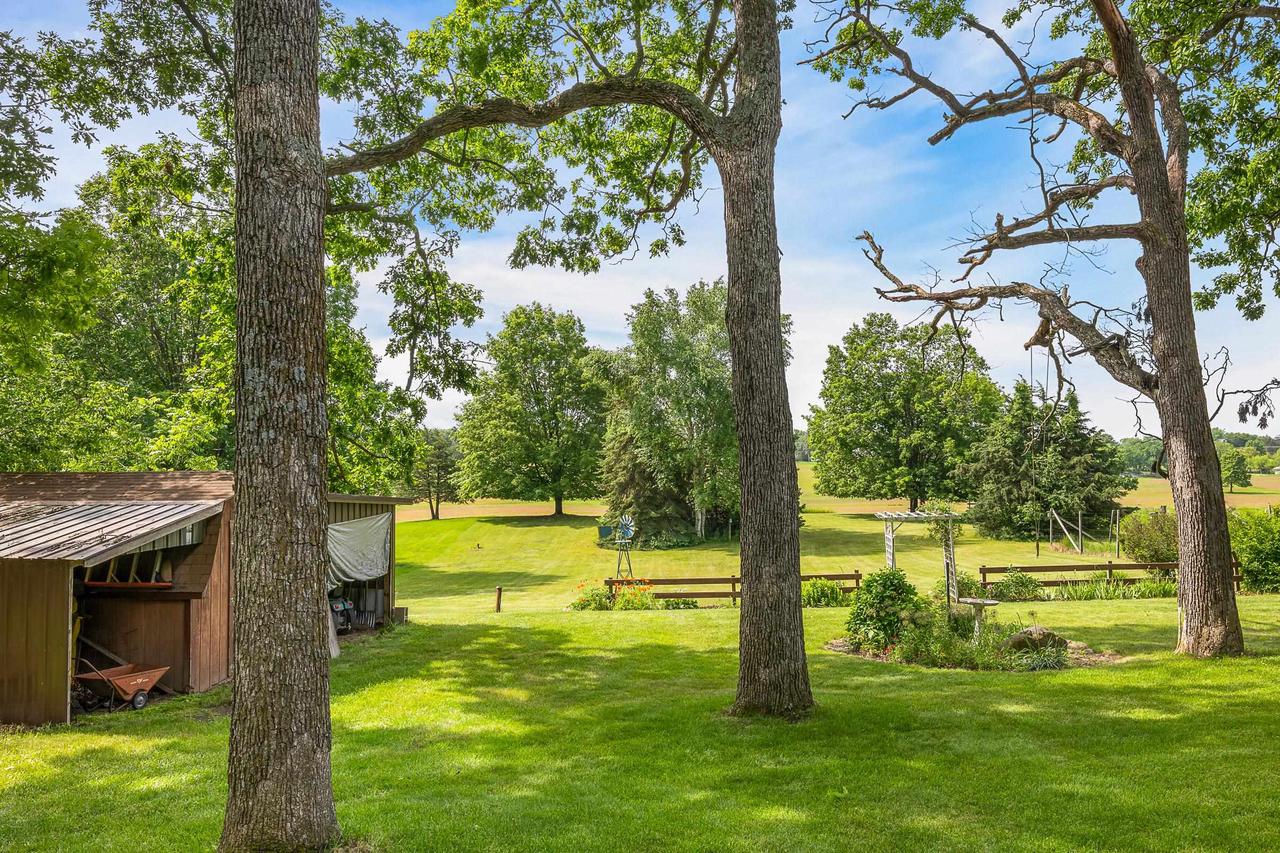 W968 Woodland Circle