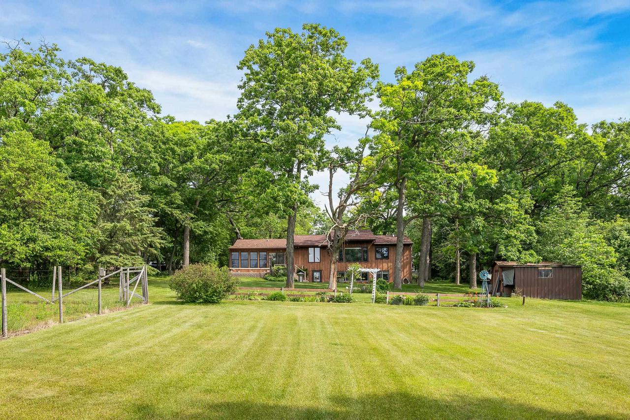 W968 Woodland Circle