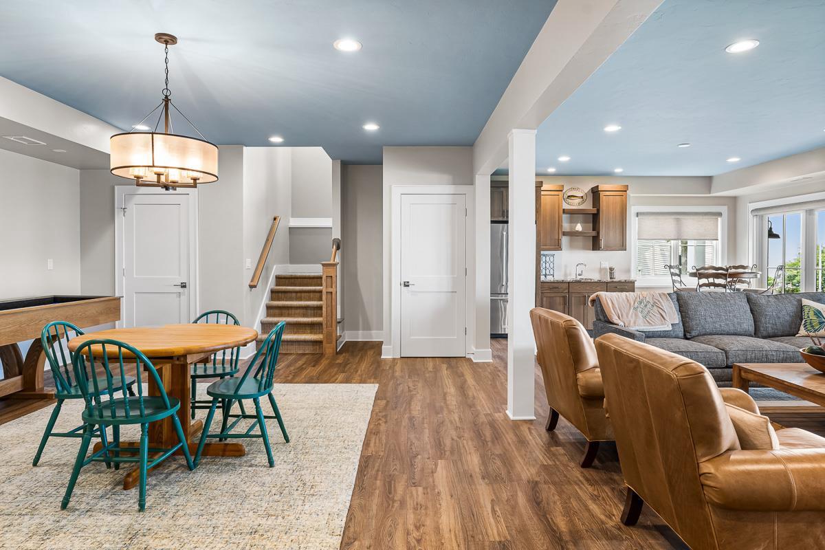 W1912 Tuleta Hill Road