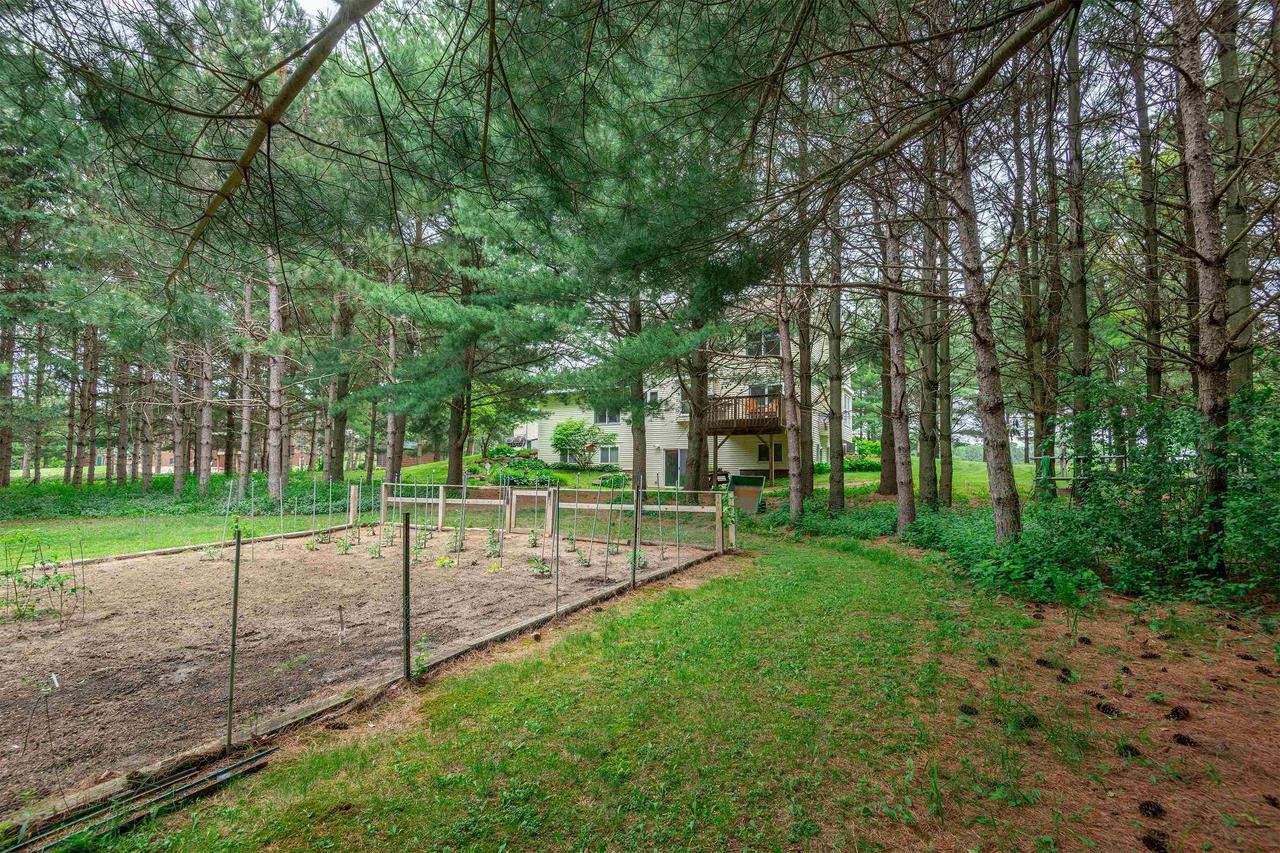 W651 Brooklyn J Road