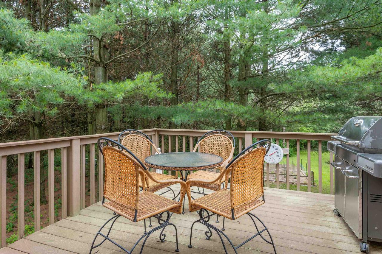 W651 Brooklyn J Road