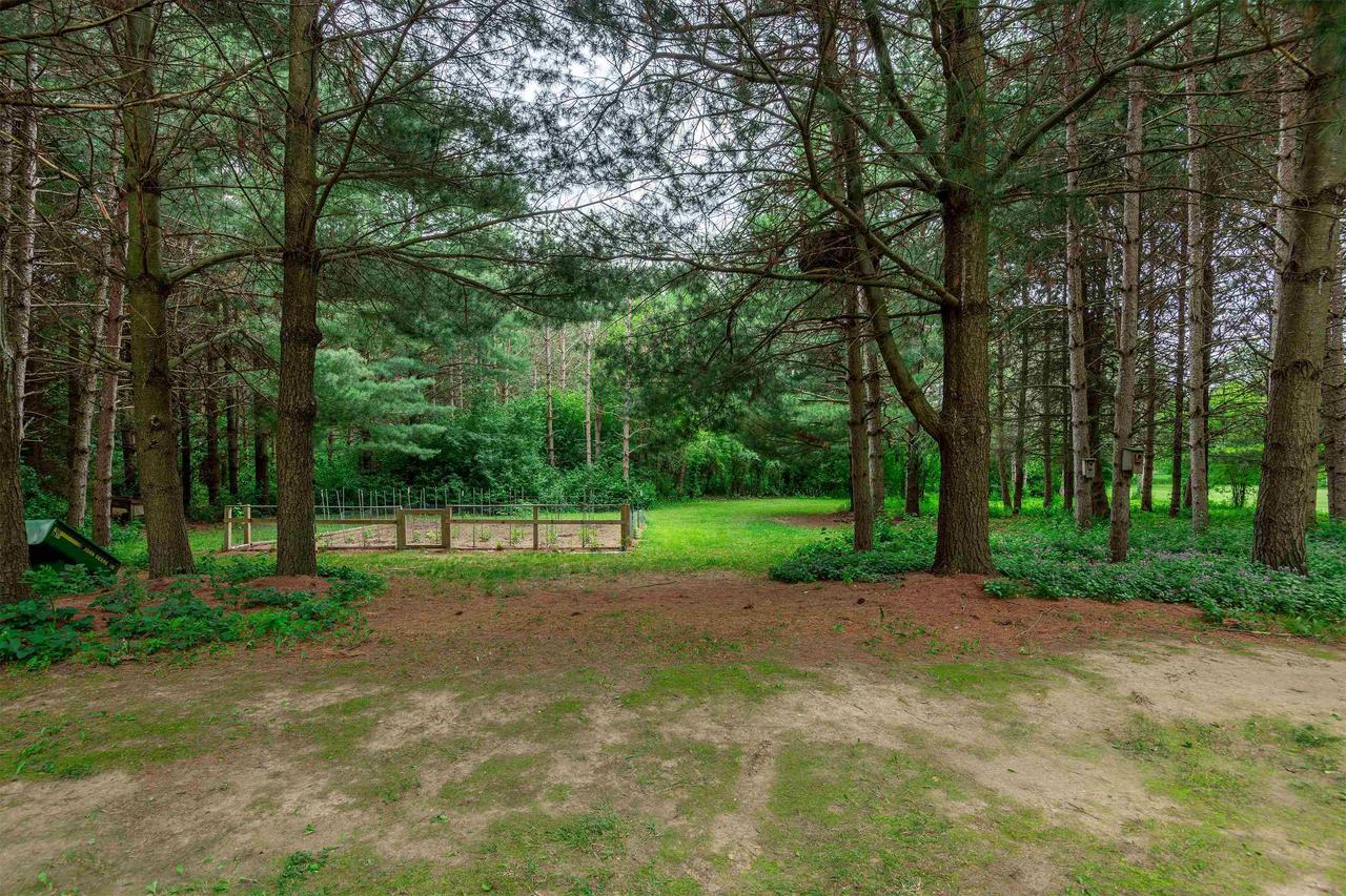 W651 Brooklyn J Road