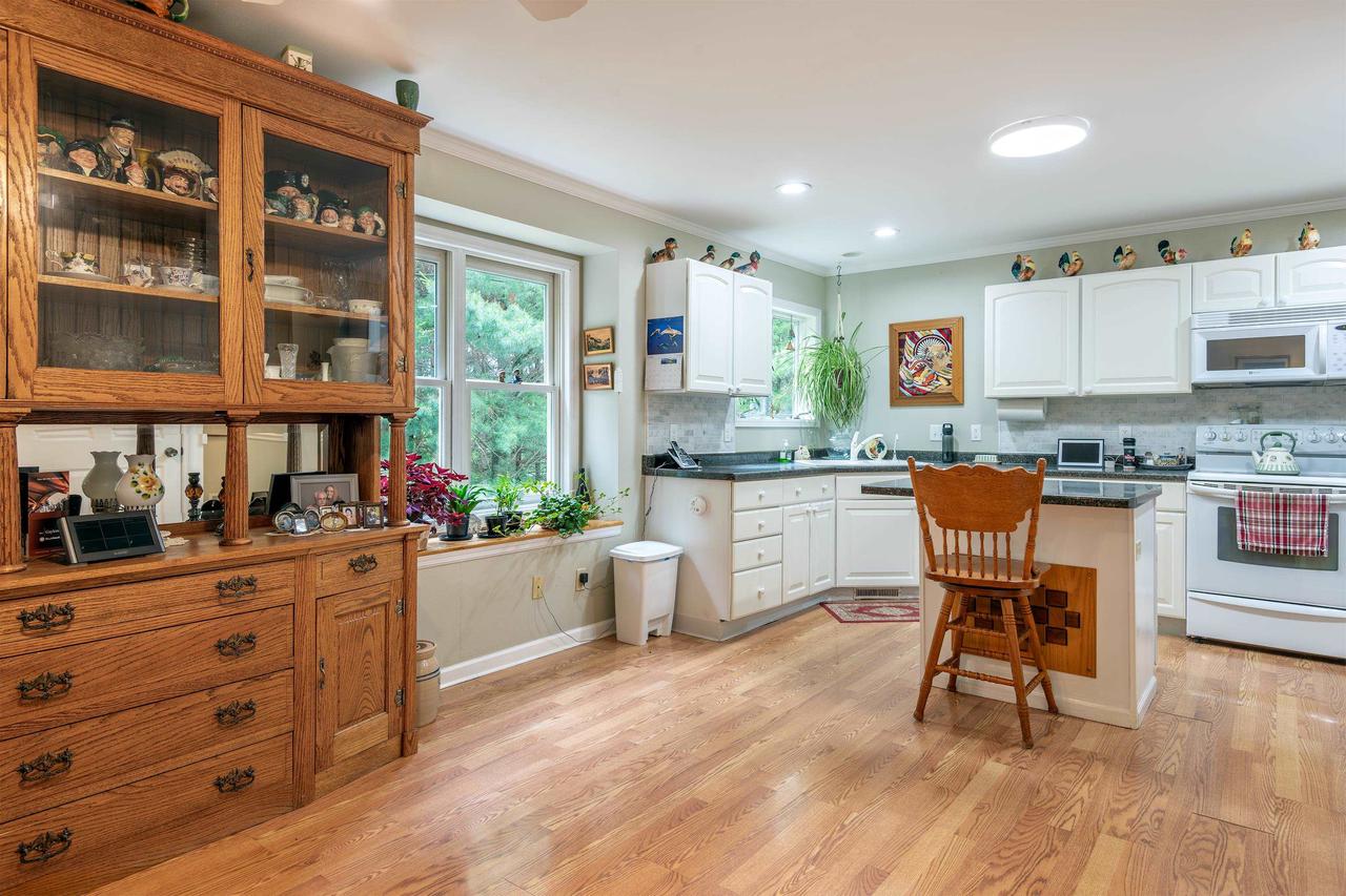 W651 Brooklyn J Road