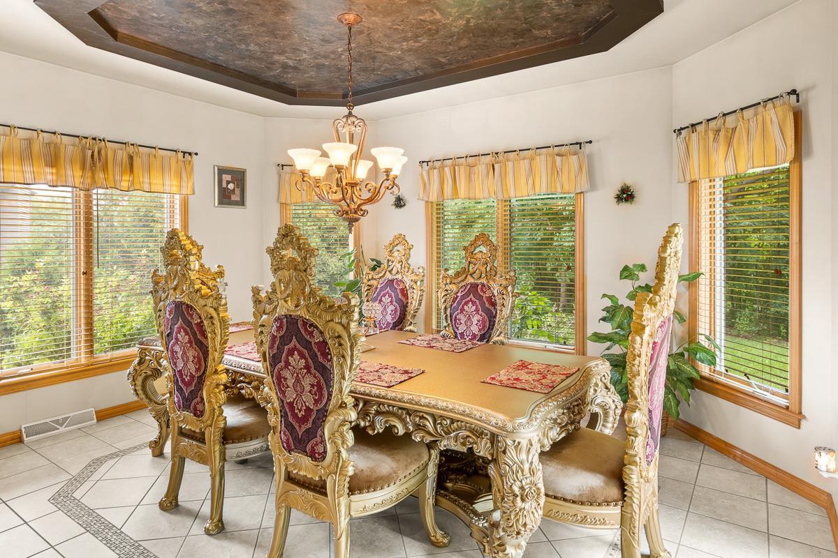 1424 Willow Creek Parkway