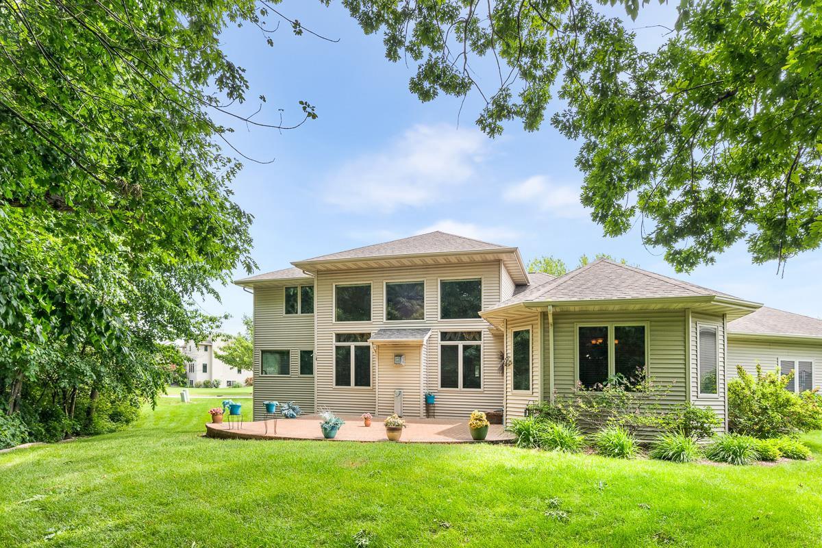 1424 Willow Creek Parkway