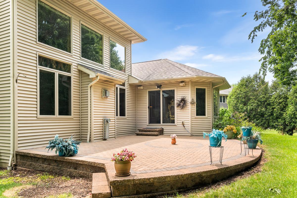 1424 Willow Creek Parkway