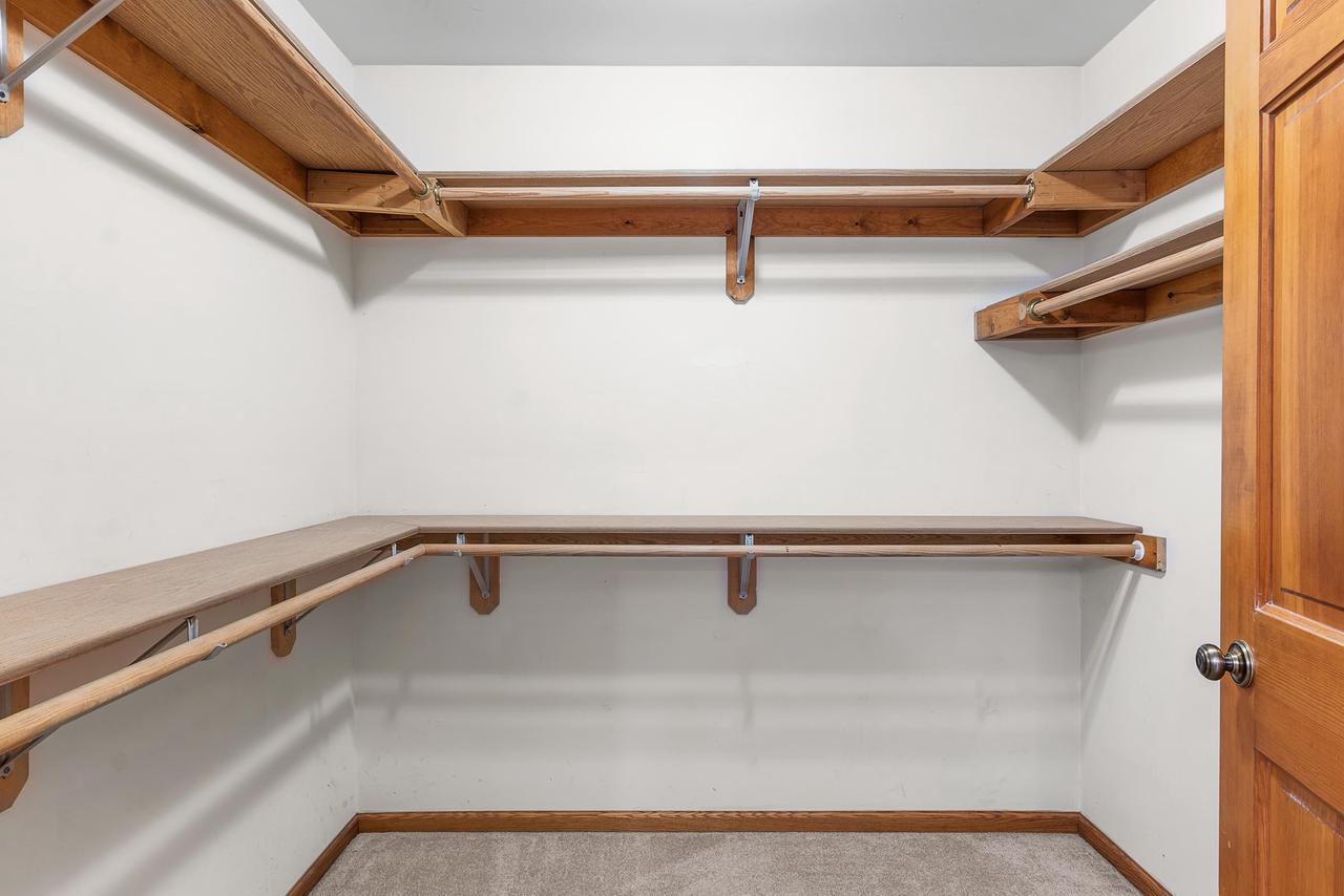 N6015 Heritage Drive