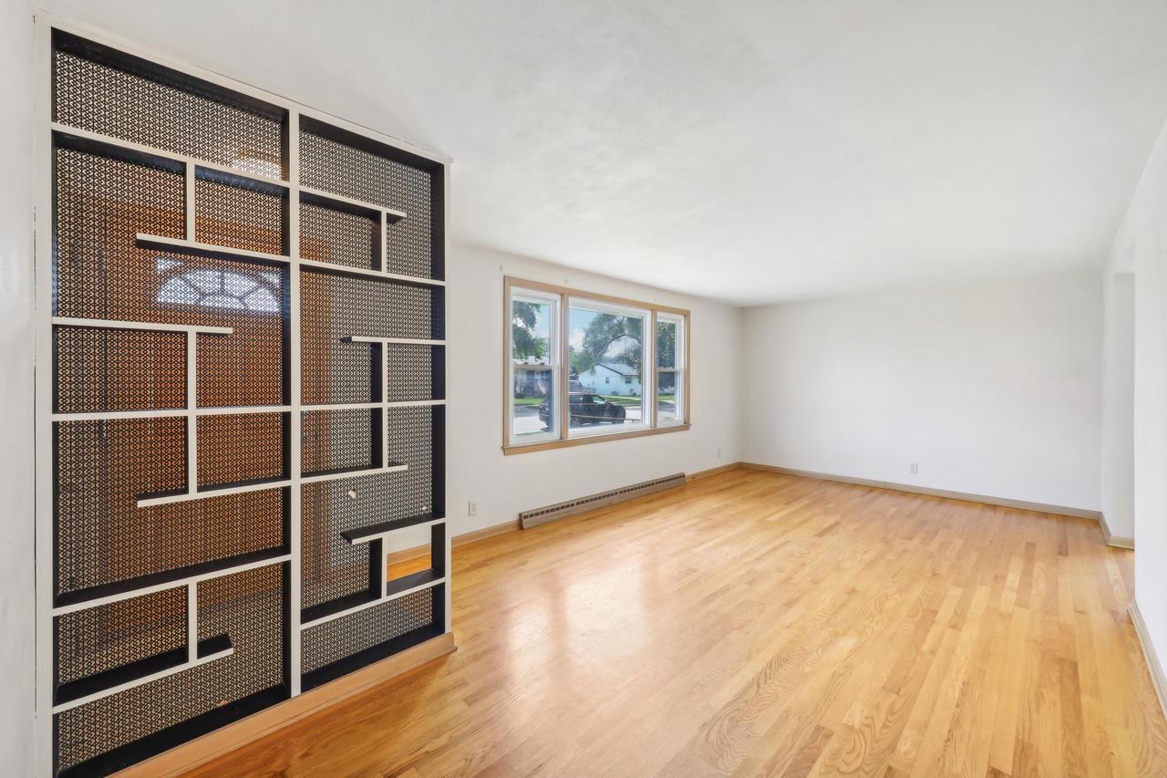 5414 52nd Ave Avenue