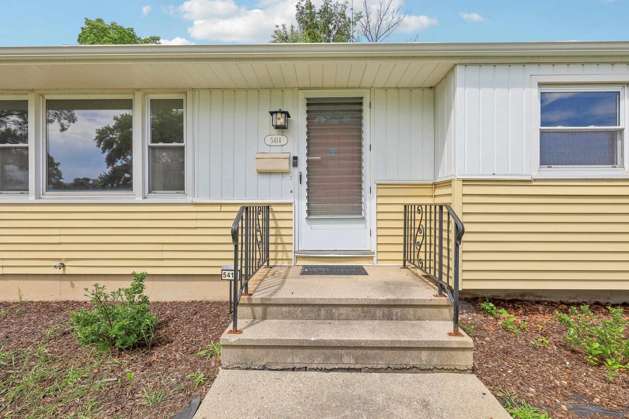 5414 52nd Ave Avenue