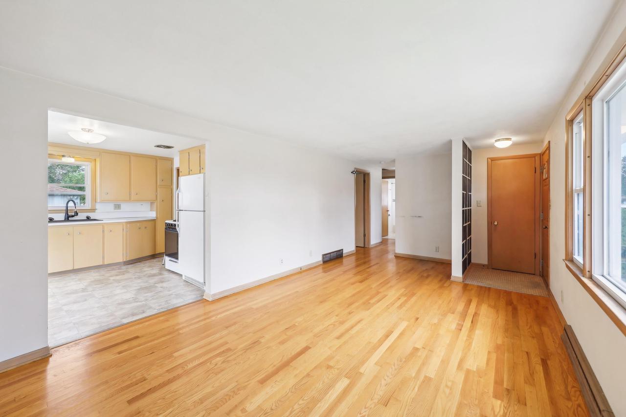 5414 52nd Ave Avenue