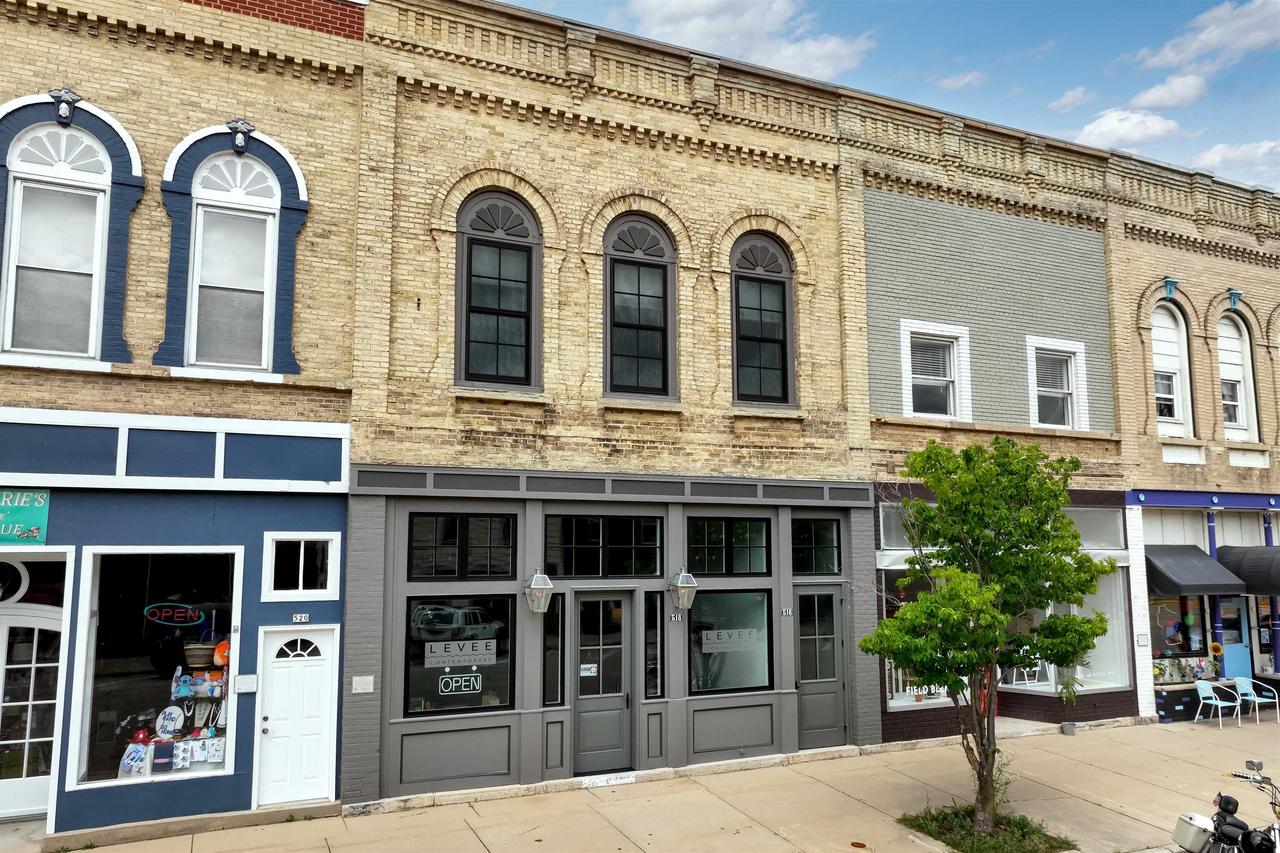 518 West Water Street