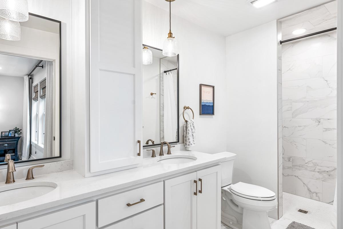 W2176 Tuleta Hill Road