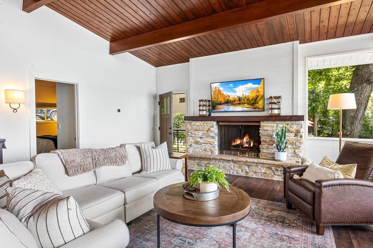 W2176 Tuleta Hill Road