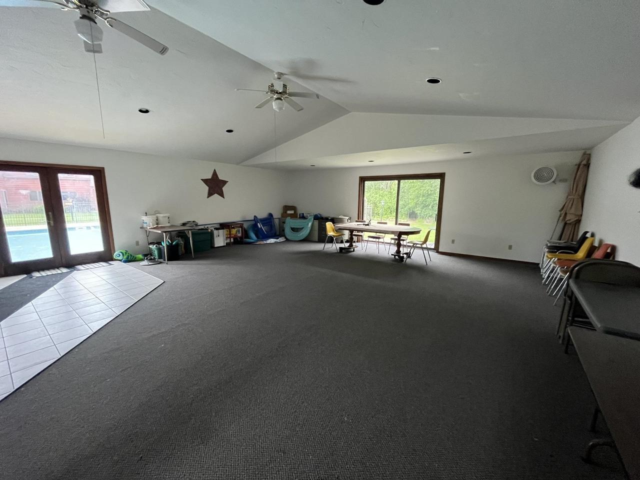 2220 Meadowbrook Court A