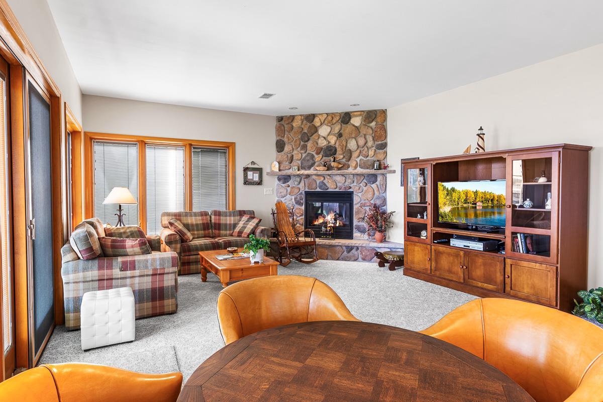 N4220 South Lakeshore Drive