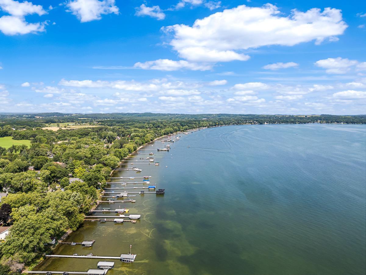 N4220 South Lakeshore Drive