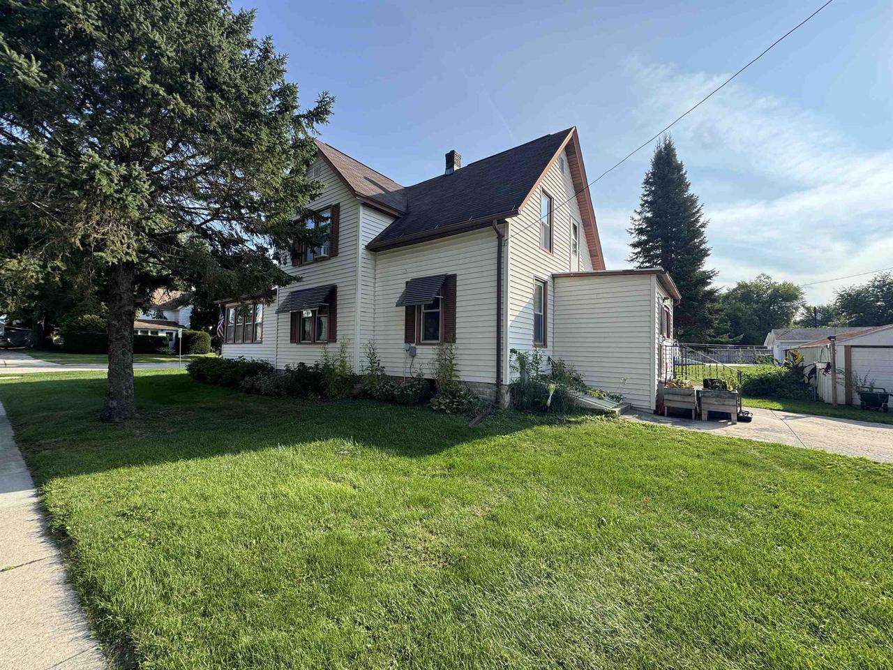 501 East Jackson Street