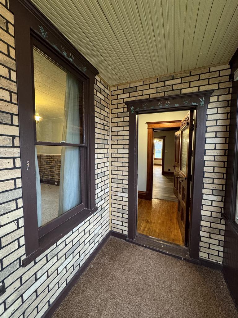 501 East Jackson Street