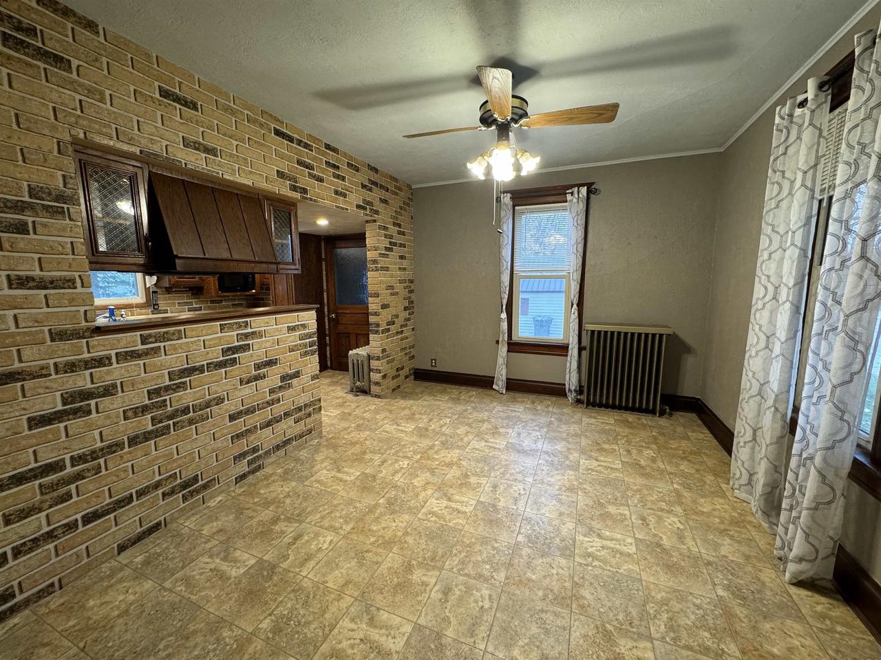 501 East Jackson Street