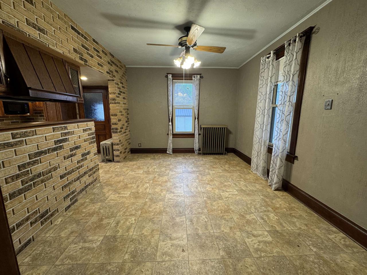 501 East Jackson Street