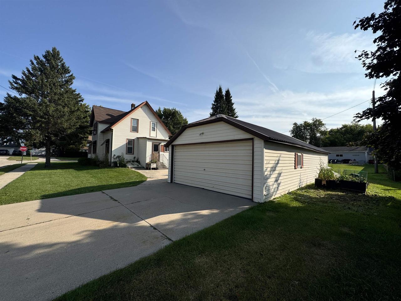 501 East Jackson Street