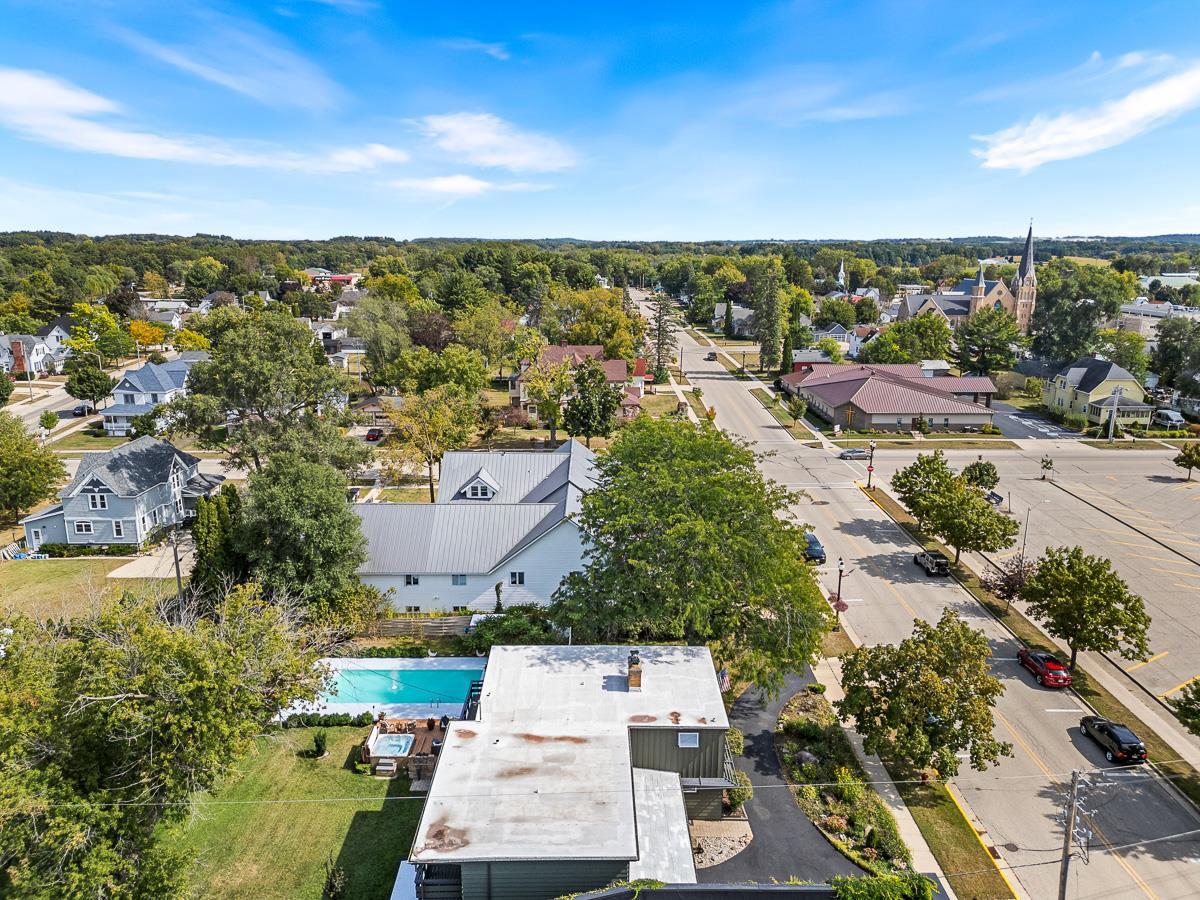 418 West Water Street