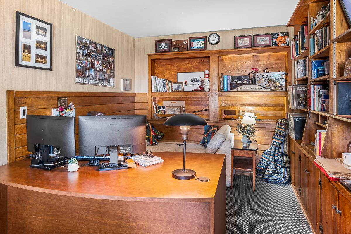 418 West Water Street