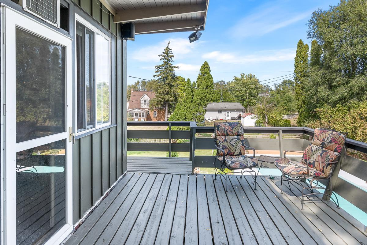 418 West Water Street