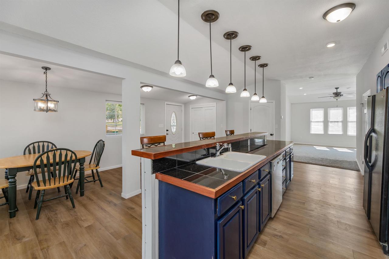 420 West Fond du lac Street