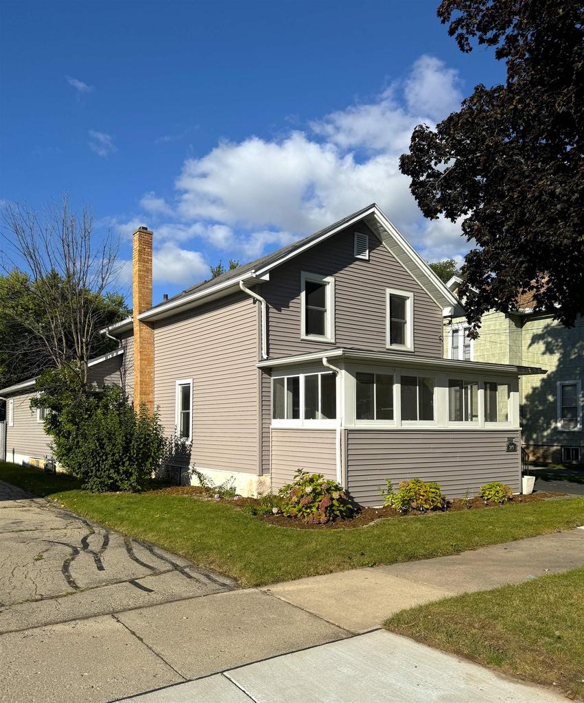 340 West 10th Avenue