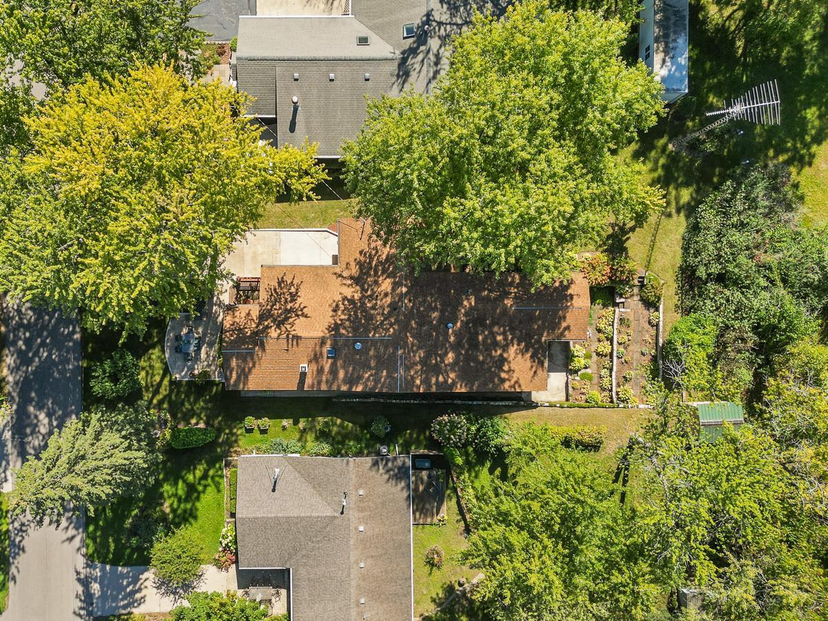 N4209 Lakeview Drive