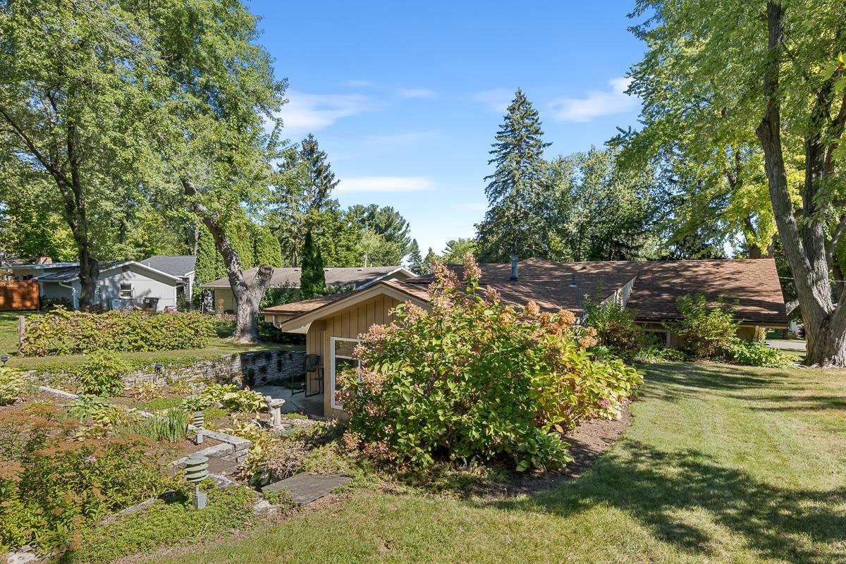 N4209 Lakeview Drive