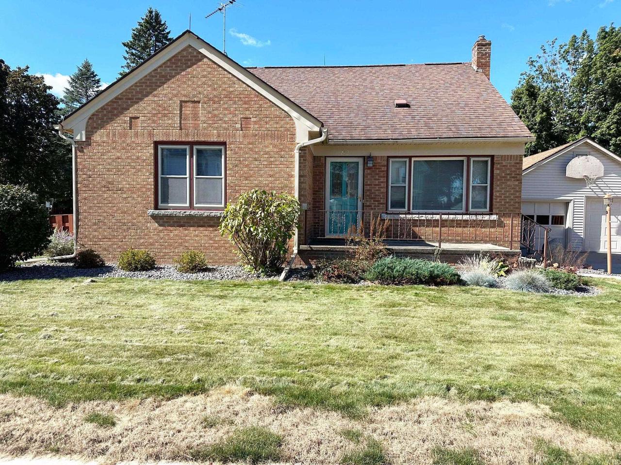 213 South 1st Street