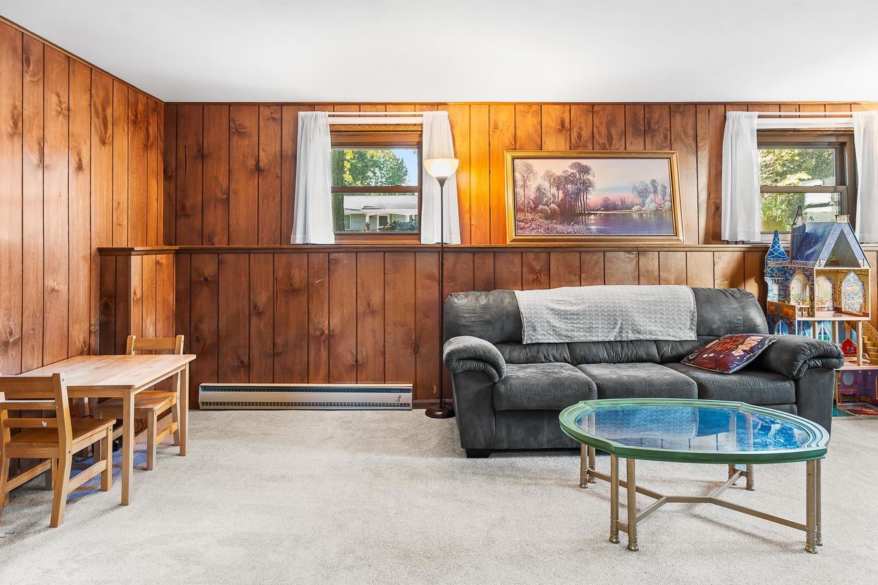 1730 Brentwood Drive