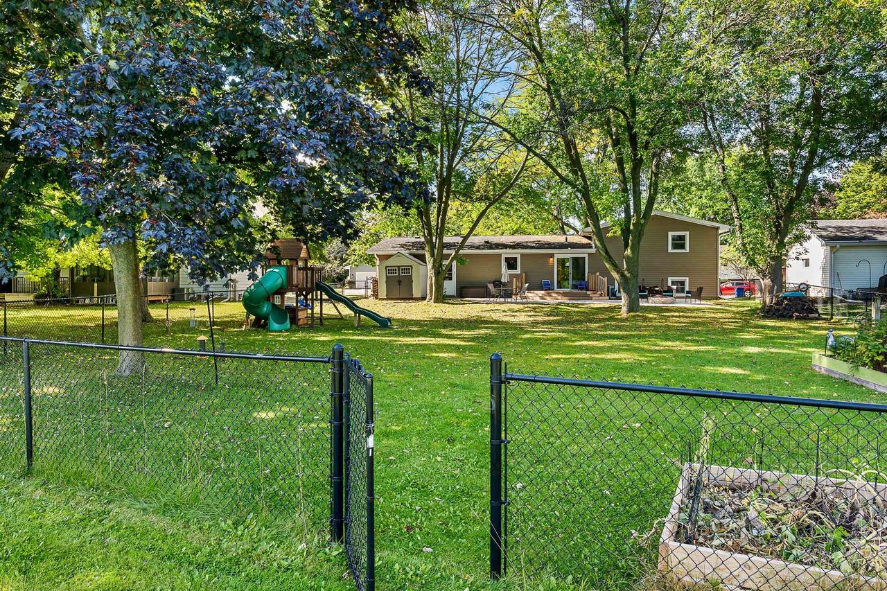 1730 Brentwood Drive