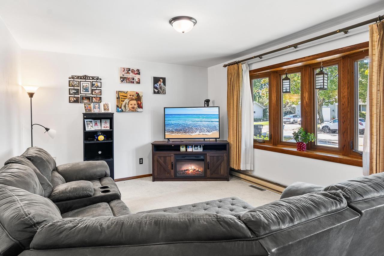 1730 Brentwood Drive