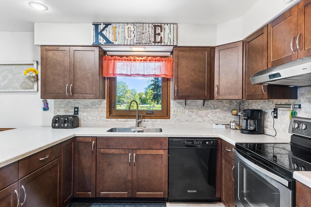 1730 Brentwood Drive