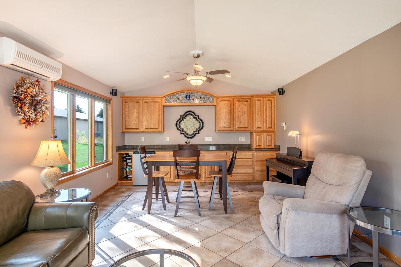 3040 Wyldeflower Court