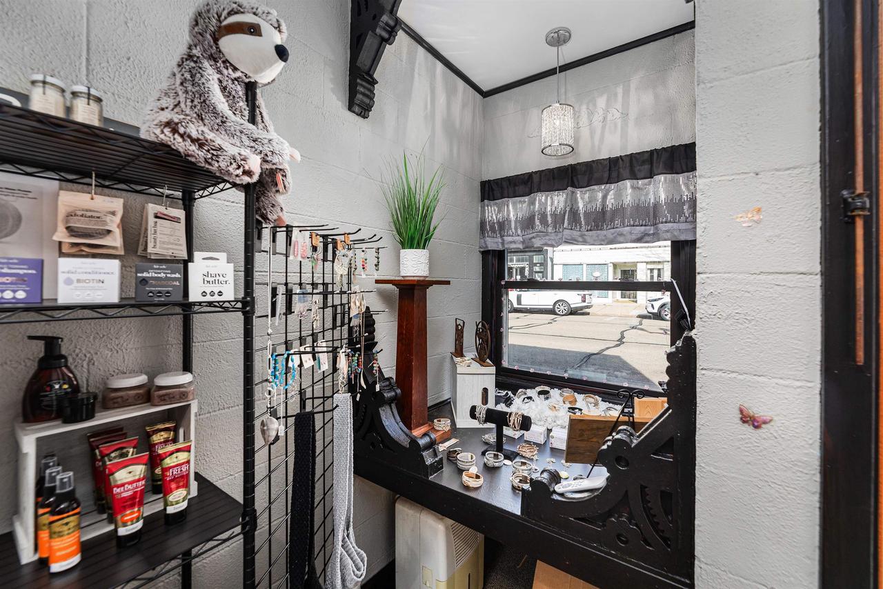 615 West Water Street