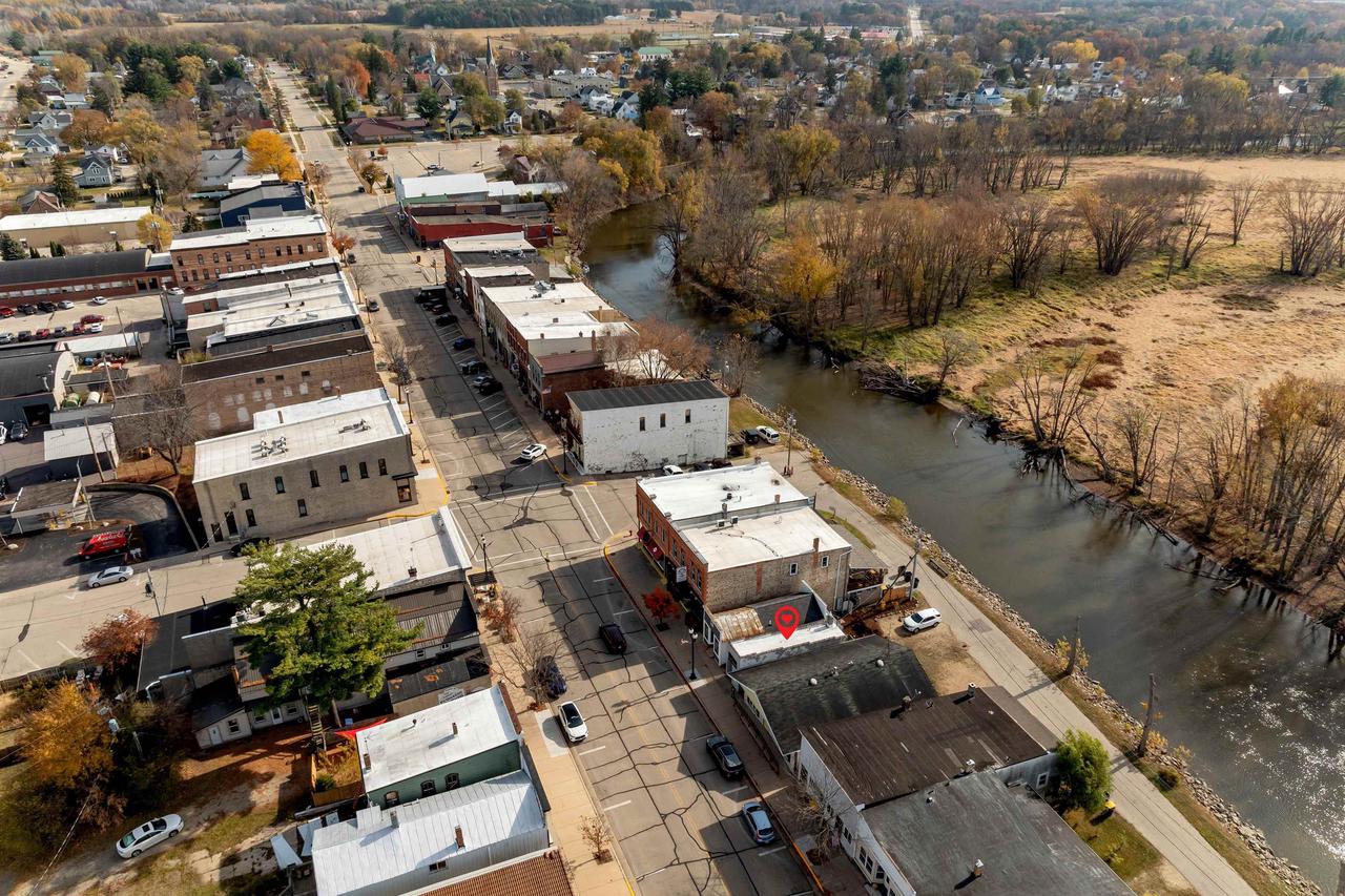 615 West Water Street