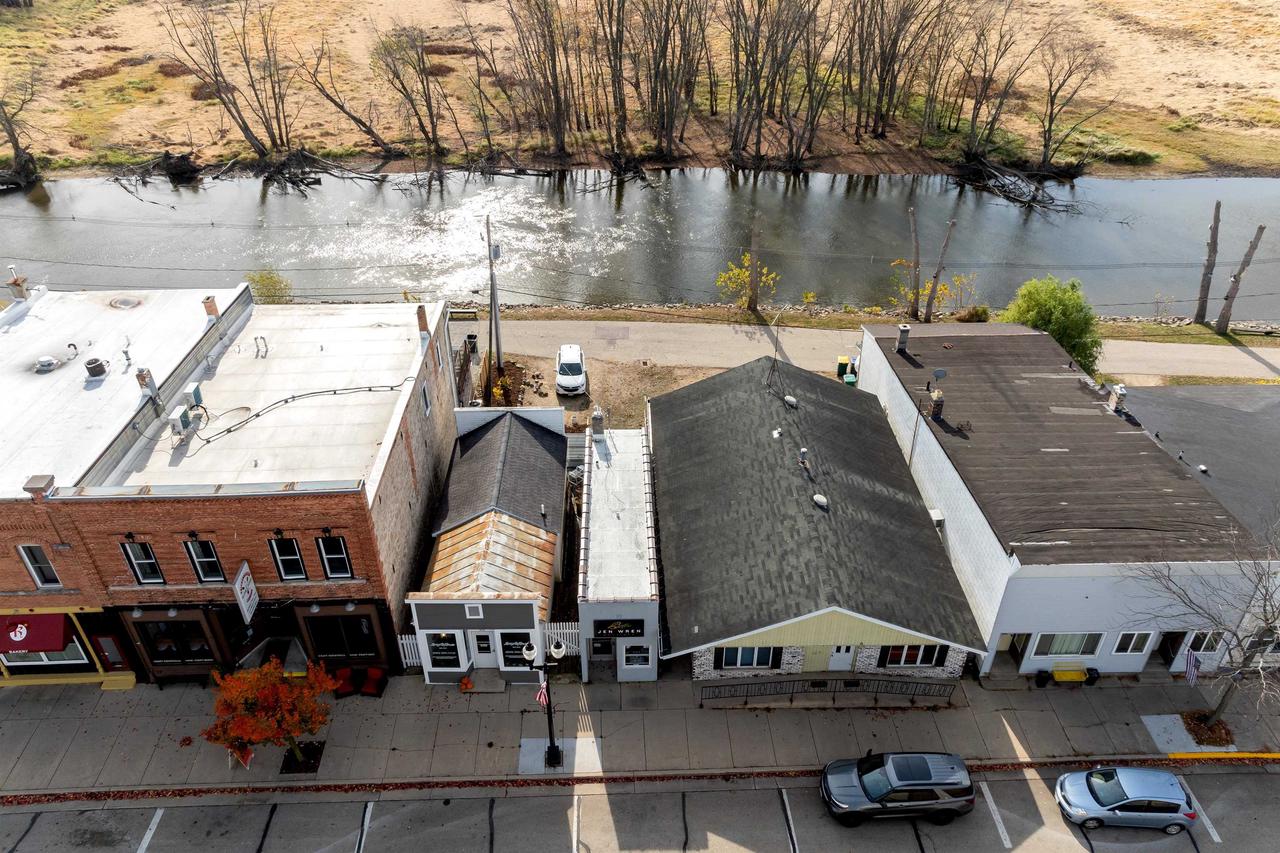 615 West Water Street