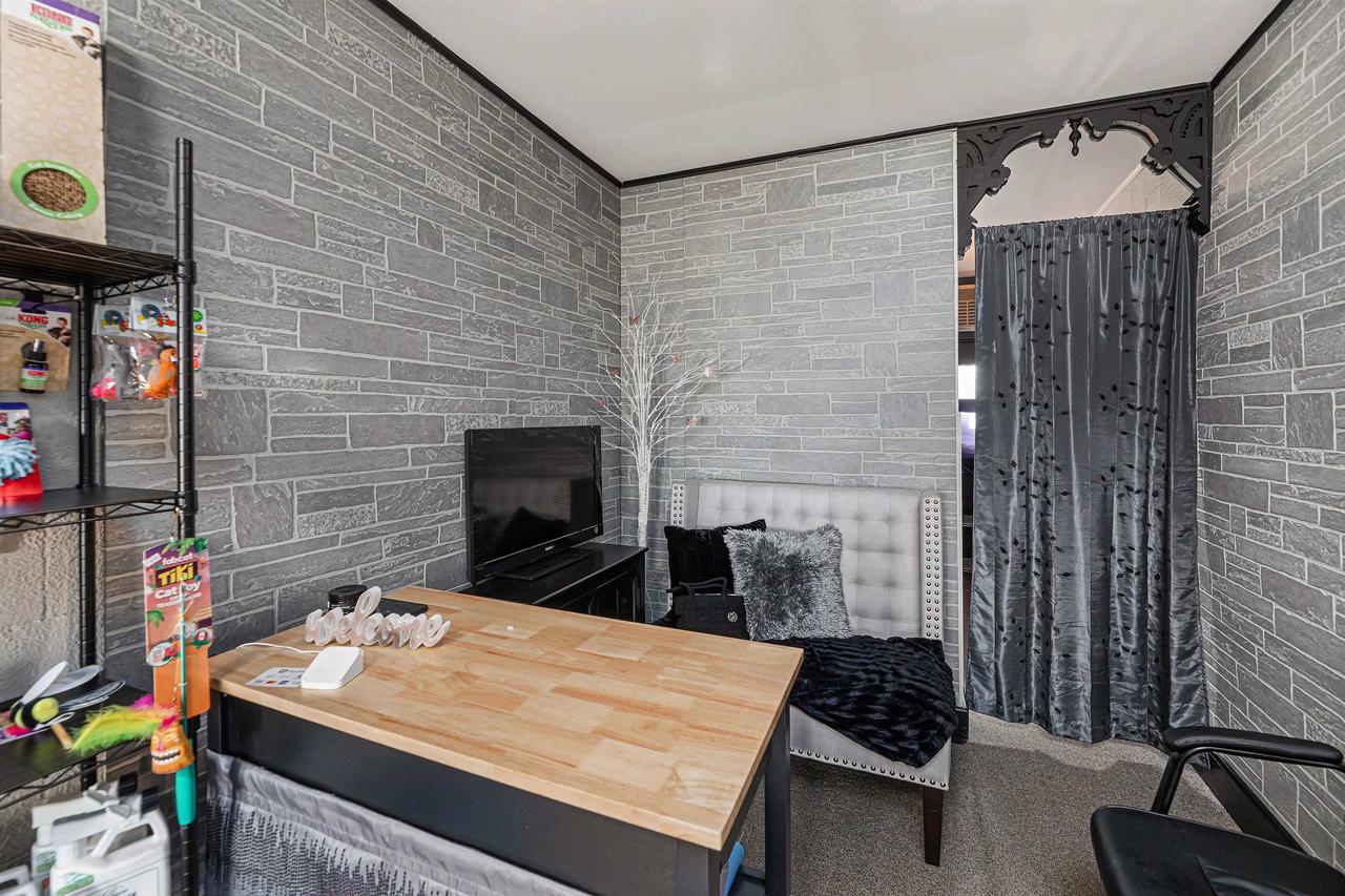 615 West Water Street